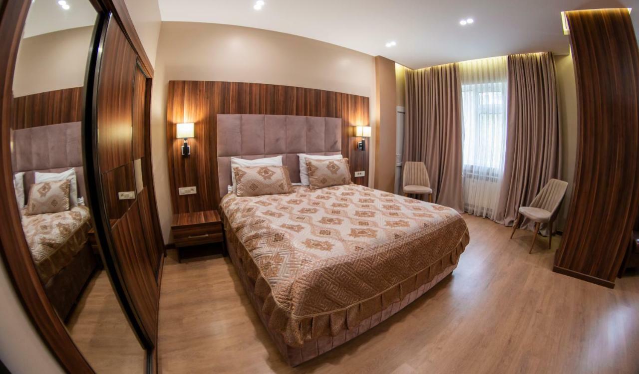 Irshad Hotel Baku Exteriör bild